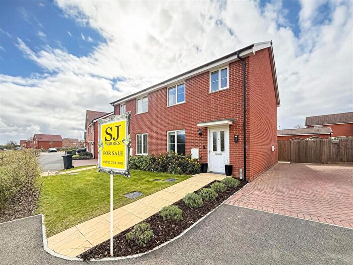 2 Bedroom Semi-Detached House For Sale In Best Drive, Burnham-On-Crouch, CM0