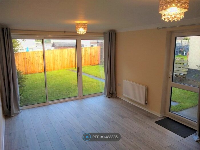 3 Bedroom Semi-Detached House To Rent In Studdon Walk, Newcastle Upon Tyne, NE3