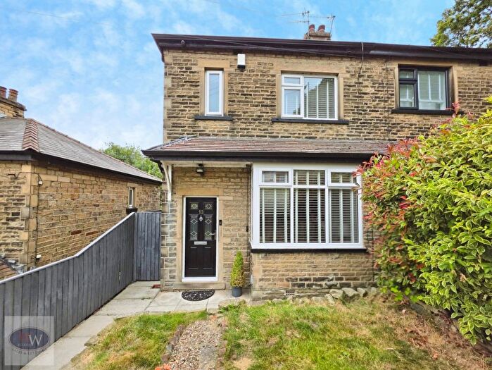 2 Bedroom Semi-Detached House For Sale In Rockcliffe Avenue, Baildon, BD17