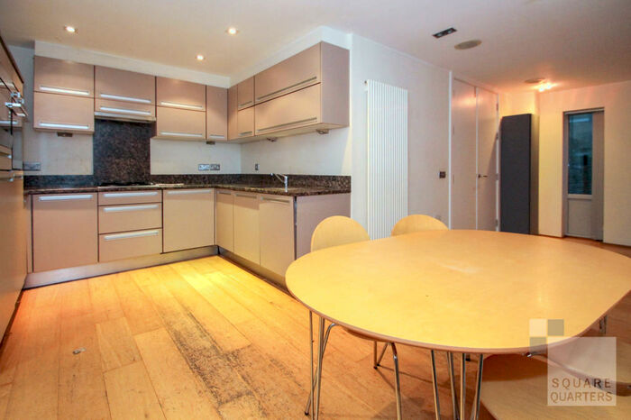 3 Bedroom Terraced House To Rent In Kay Street, Bethnal Green, London, E2