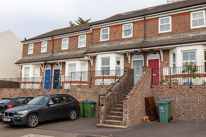 4 Bedroom Terraced House For Sale In Dacre Gardens, Upper Beeding, West Sussex, BN44