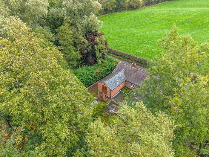 2 Bedroom Property For Sale In Green Lane, Audlem, CW3