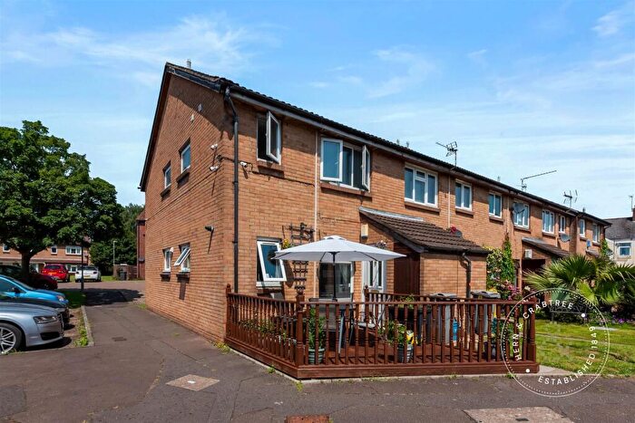 1 Bedroom Maisonette For Sale In Limeslade Close, Fairwater, Cardiff, CF5