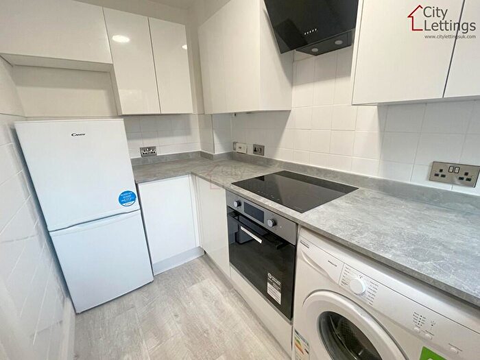 2 Bedroom End Of Terrace House To Rent In Meadow Close, Turneys Quay, Nottingham, NG2