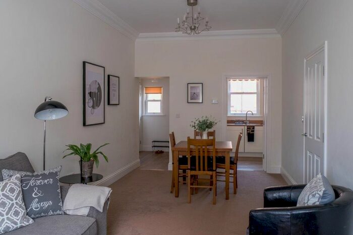 2 Bedroom Flat To Rent In Fishergate, York, YO10