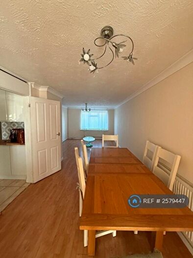 3 Bedroom Terraced House To Rent In Heath Close, Sturry, Canterbury, CT2