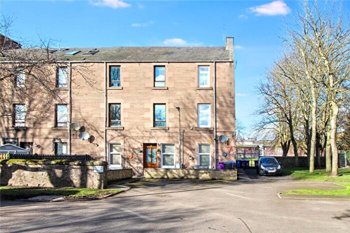 3 Bedroom Maisonette For Sale In Albert Place, Brechin, Angus, DD9