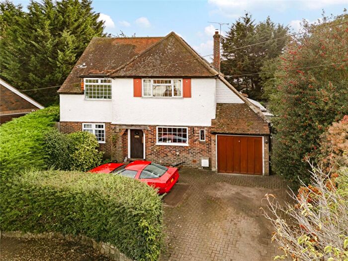4 Bedroom Detached House For Sale In Bridge Close, Byfleet, West Byfleet, Surrey, KT14