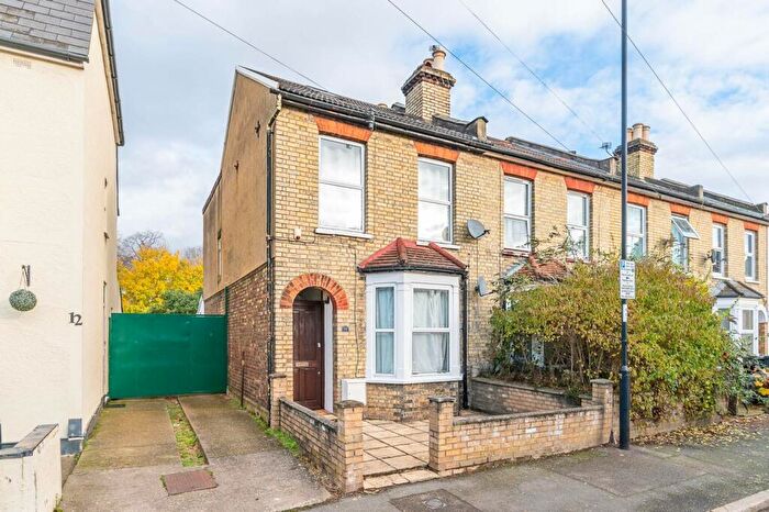 3 Bedroom End Of Terrace House To Rent In Siddons Road, Croydon, CR0