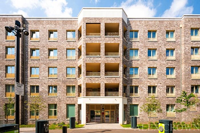 1 Bedroom Flat To Rent In Frogley Park Road, Barking, IG11