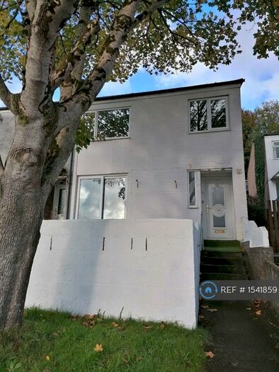 3 Bedroom Semi-Detached House To Rent In Wallace Road, Bodmin, PL31