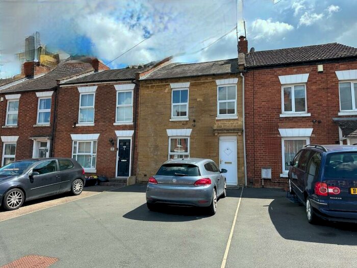 3 Bedroom Terraced House For Sale In Semilong Road, Semilong, Northampton, NN2