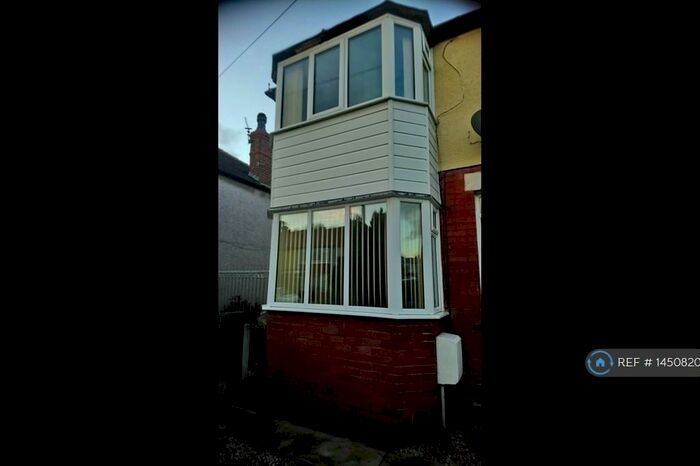 2 Bedroom End Of Terrace House To Rent In Highbank Avenue, Blackpool, FY4