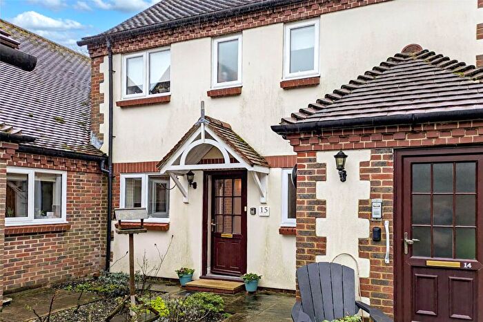 1 Bedroom Apartment For Sale In Arundel Road, Angmering, West Sussex, BN16