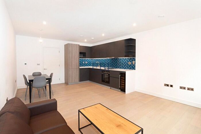 2 Bedroom Apartment To Rent In Rosewood Building, Shoreditch Exchange, Hackney Road, Hackney, E2