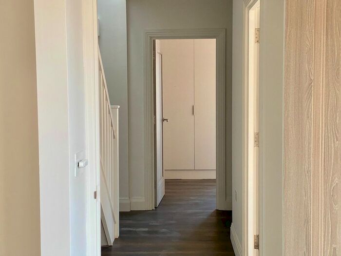 3 Bedroom Flat To Rent In Denmark Place, Tring, HP23