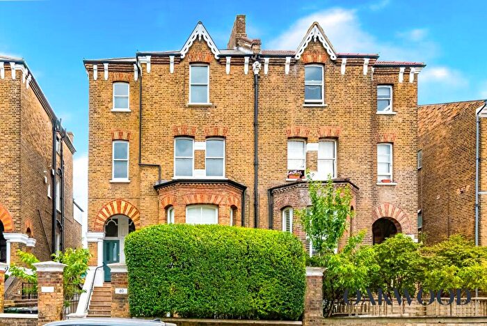 1 Bedroom Flat To Rent In Lordship Park, London, N16