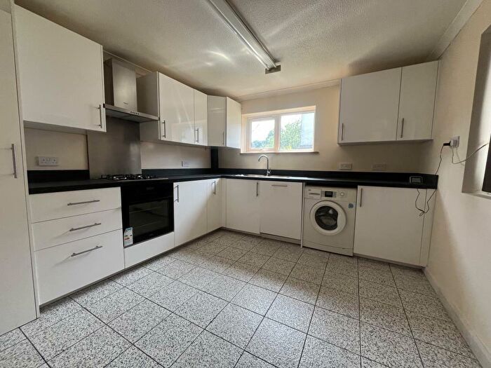 3 Bedroom Semi-Detached House To Rent In Woking, Surrey, GU21