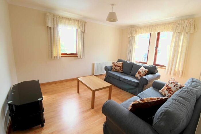 2 Bedroom Flat To Rent In Gairn Mews, (Off Holburn Street) First Floor, AB10