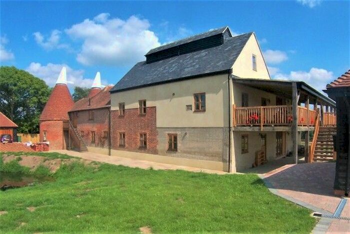 2 Bedroom Flat To Rent In New Pond Road, Benenden, Cranbrook, TN17