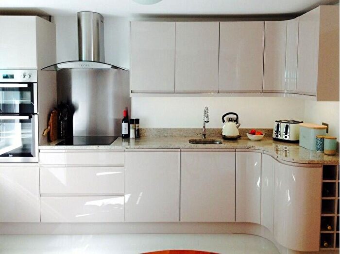 1 Bedroom Flat For Sale In Farringdon Road, EC1R