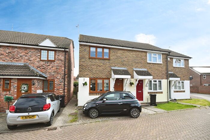 1 Bedroom End Terrace House For Sale In Arundel Mews, Billericay, CM12