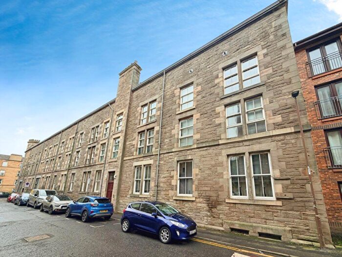 2 Bedroom Flat For Sale In / Hermand Crescent, EH11
