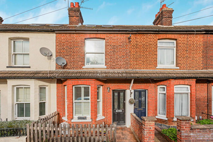 3 Bedroom Terraced House For Sale In Castle Road, St Albans, Hertfordshire, AL1