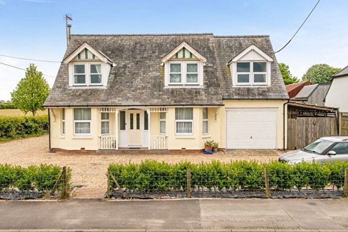 4 Bedroom Detached House For Sale In Canterbury Road, Densole, CT18