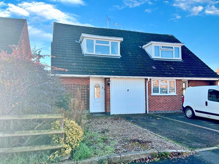 3 Bedroom Semi-Detached House For Sale In Park Close, Cosby, Leicester, LE9