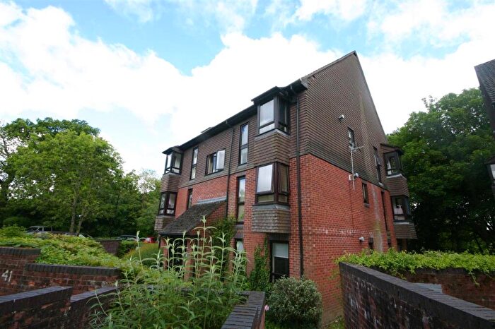 Studio To Rent In Tremona Court, Tremona Road, Southampton, SO16