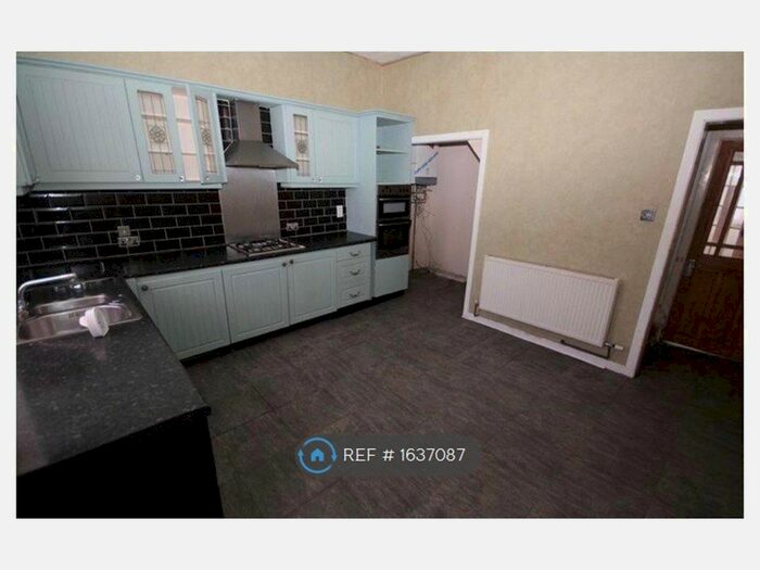 3 Bedroom Terraced House To Rent In Torrington Street, Heywood, OL10