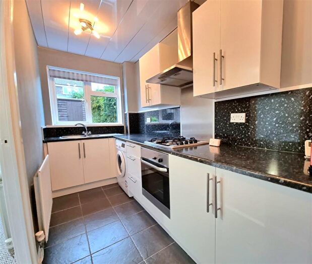 1 Bedroom Mews To Rent In Blethin Close, Cardiff, CF5