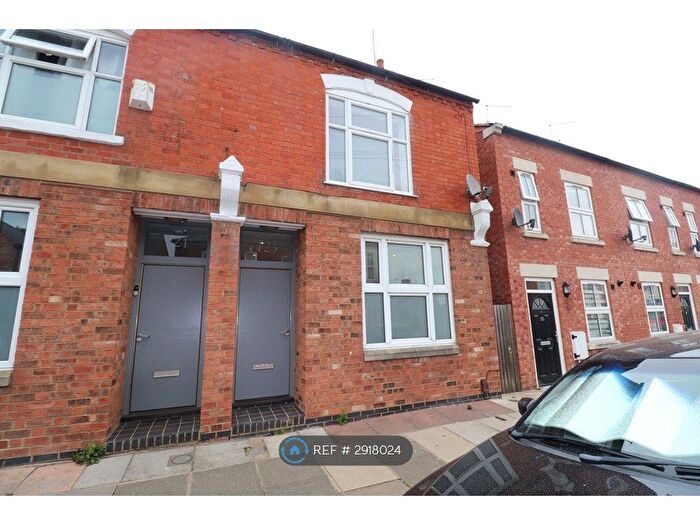 3 Bedroom Terraced House To Rent In Adnitt Road, Northampton, NN1
