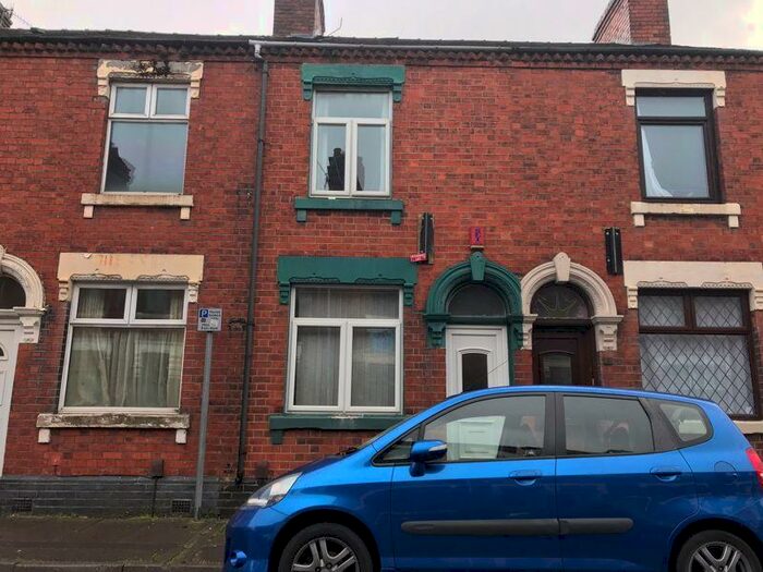 3 Bedroom Terraced House To Rent In Crowther Street, Shelton, Stoke-On-Trent, ST4
