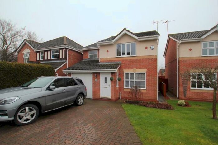 3 Bedroom Detached House To Rent In Sandmoor Close, Hull, HU8