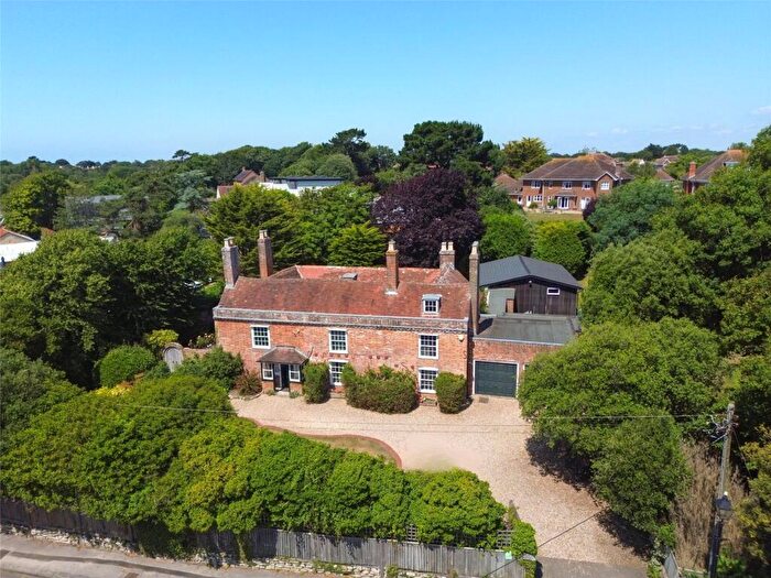 5 Bedroom Detached House For Sale In Lymington Road, Milford On Sea, Lymington, Hampshire, SO41