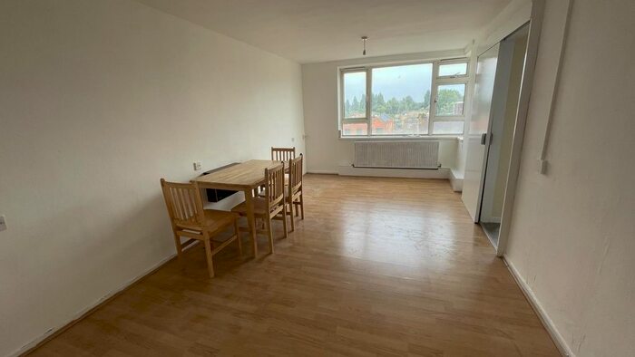 1 Bedroom Flat To Rent In Pedro Street, Lower Clapton, E5