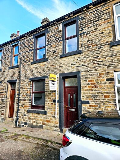 3 Bedroom Terraced House To Rent In Brook Street, Oakenshaw, Bradford, BD12