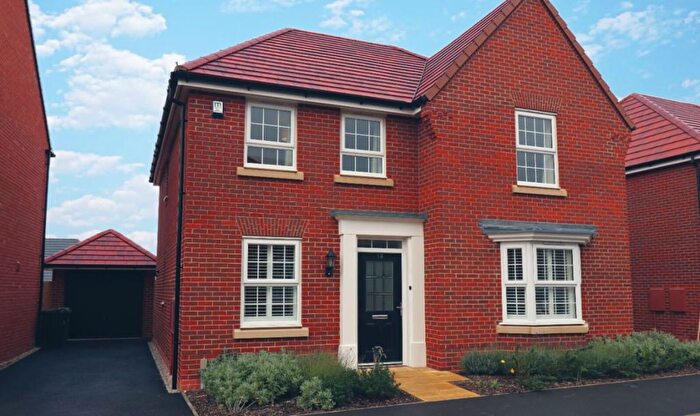 4 Bedroom Detached House To Rent In Otter Chase, Dunmow, CM6