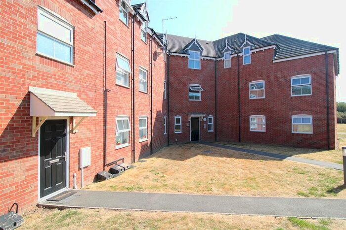 2 Bedroom Flat To Rent In The Crossings, Newark, NG24