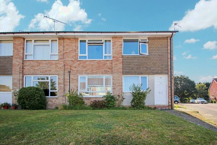 2 Bedroom Maisonette To Rent In Killarney Close, Sholing, Southampton, Hampshire, SO19