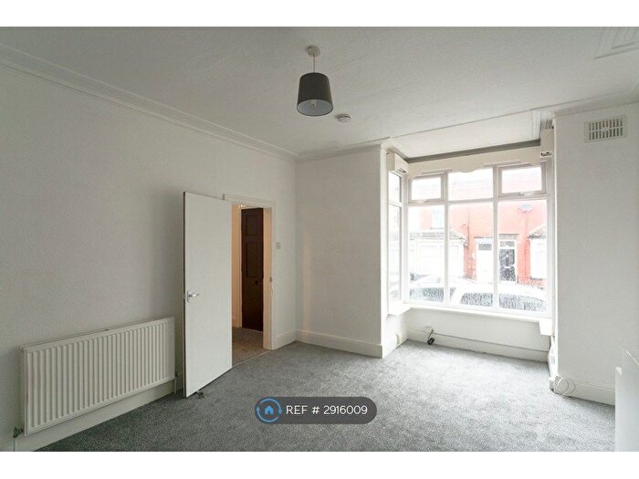 2 Bedroom Terraced House To Rent In Seaforth Place, Leeds, LS9