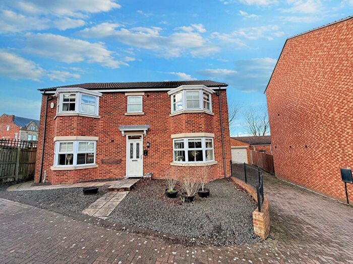 4 Bedroom Detached House For Sale In Murray Park, Stanley, Durham, DH9