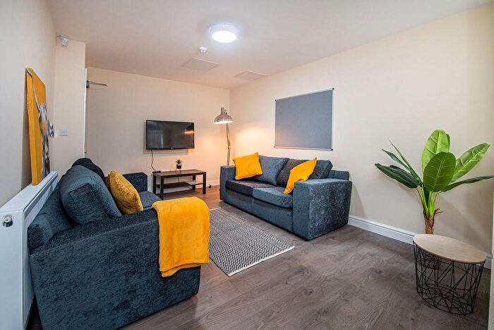 5 Bedroom Terraced House To Rent In Albert Edward Road, Liverpool, L7