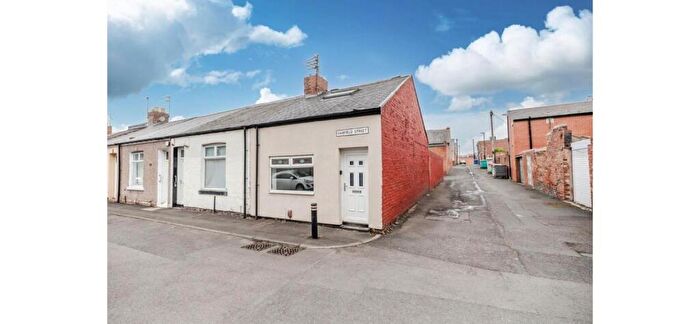 3 Bedroom Terraced House To Rent In Garfield Street, Sunderland, SR4