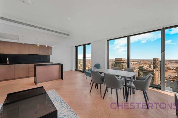 3 Bedroom Flat To Rent In Landmark Pinnacle, Marsh Wall, Blackwall, E14