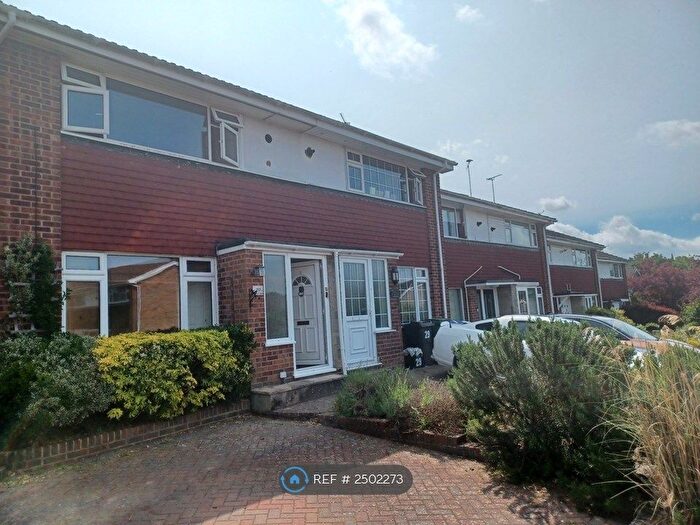 3 Bedroom Semi-Detached House To Rent In Merton Road, Maidstone, ME15