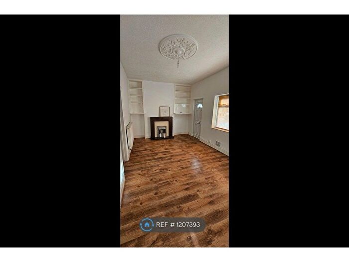 1 Bedroom Flat To Rent In Sevenoaks Street, Cardiff, CF11
