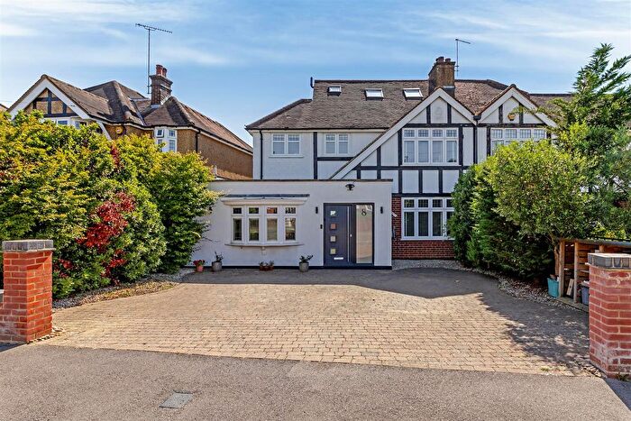4 Bedroom Semi Detached House For Sale In Gurney Court Road, St Albans, AL1
